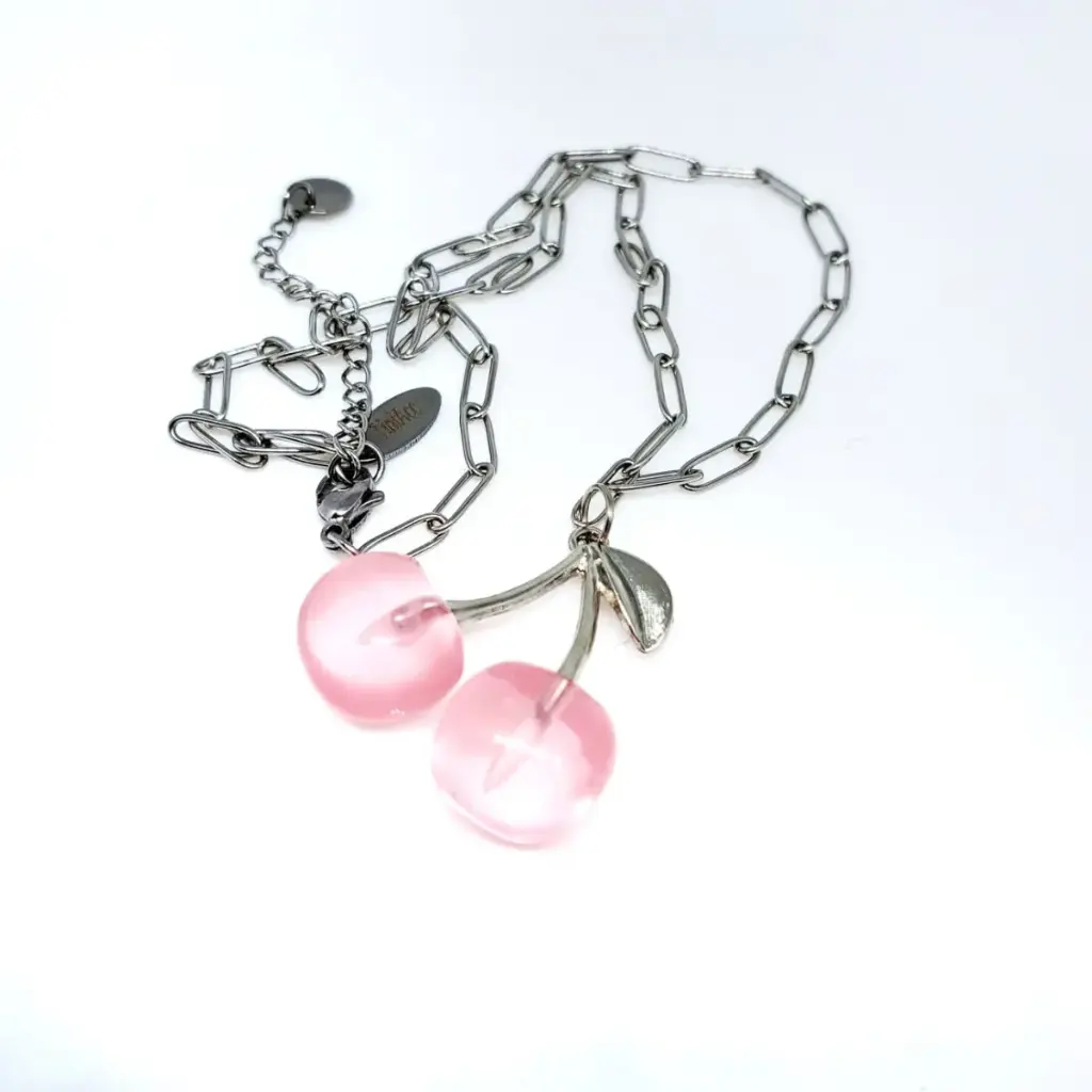 [TiniAcc-13] Collar Cerezas Grandes Rosa Transparente (Plata)