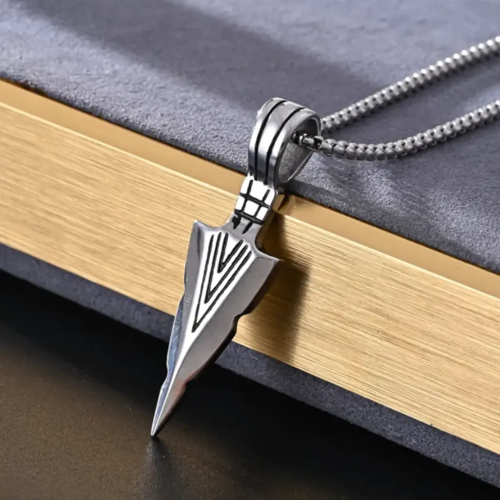 [43190869] Collar Pistola Hip Hop– Baño de Oro