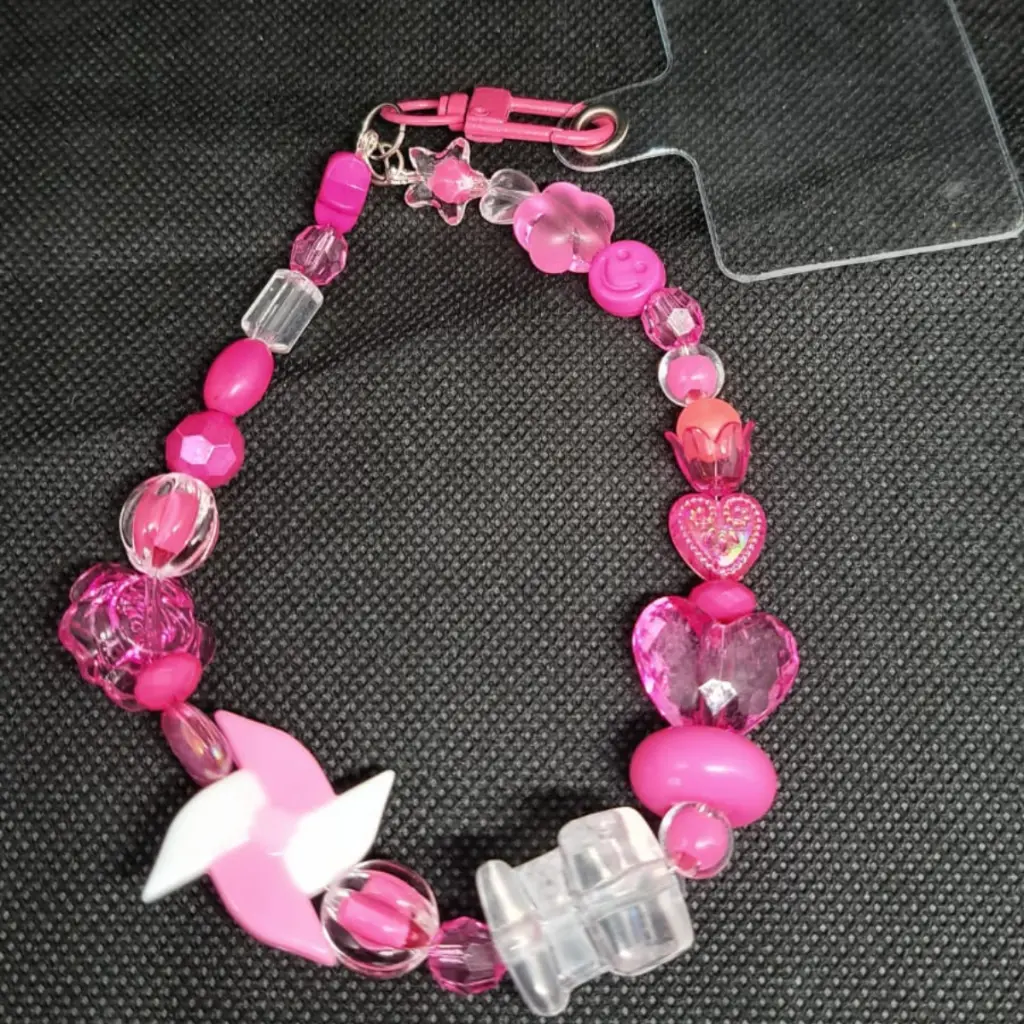 [TiniAcc-33] PhoneStrap – Maria Corina