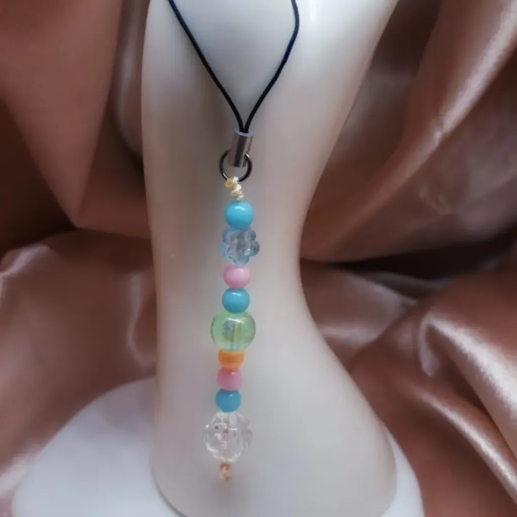 Pendiente para Celular Germania