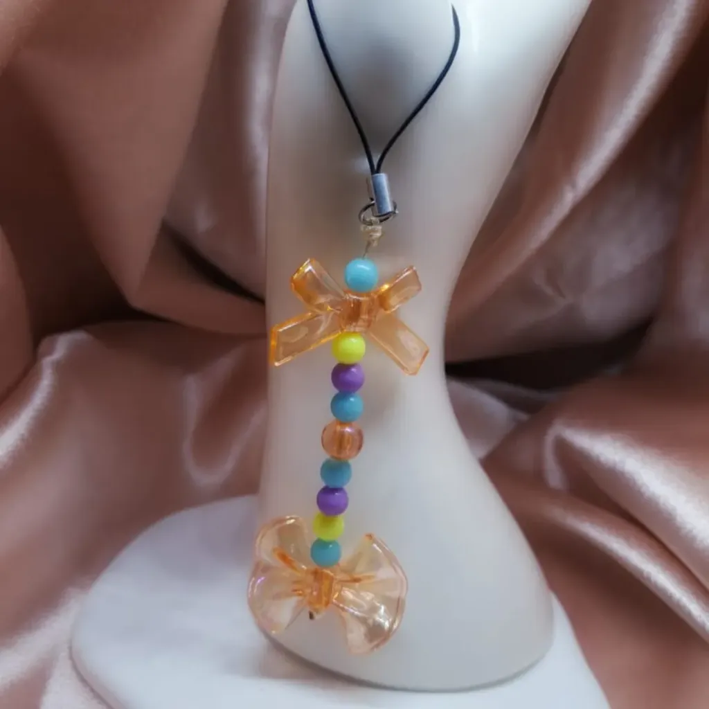 Pendiente para Celular Yami