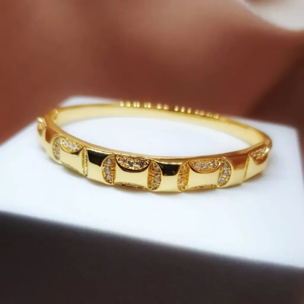 [52914158-19] Brazalete Ikerne