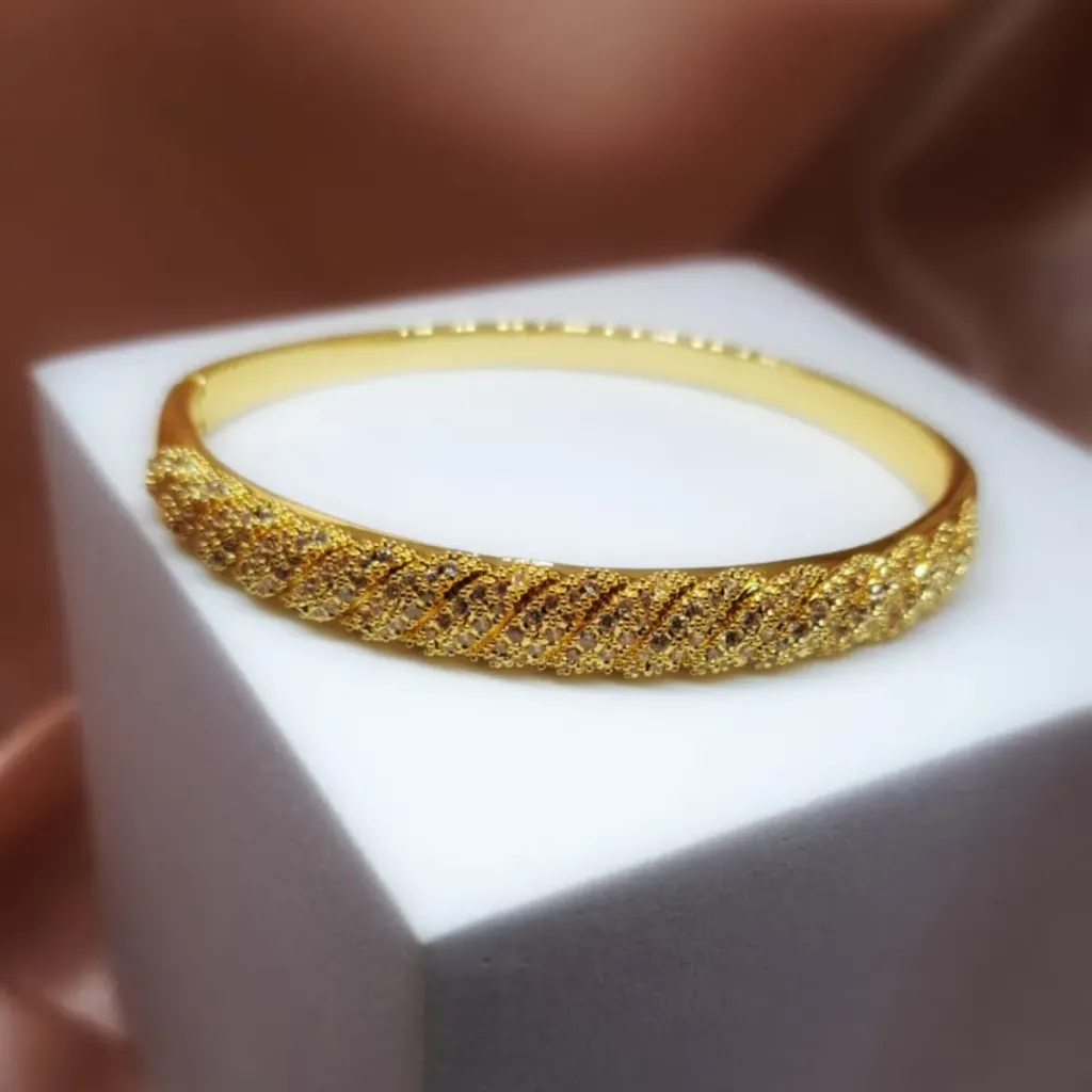 [52914149-10] Brazalete Inara