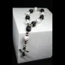 Mini Rosarios de Madera con Cruz y Dije Crucifijo Cuentas Blanca y Negras